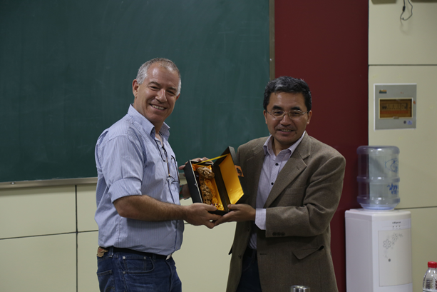 David Fortus教授和Knut Neumann教授来NBA直播8
访问交流XG879